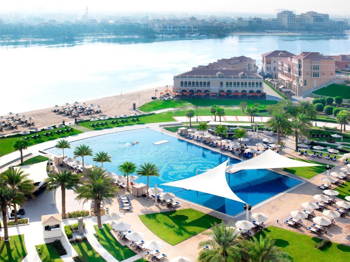 فندق ريتز كارلتون أبو ظبي، القناة الكبرى المظهر الخارجي الصورة
